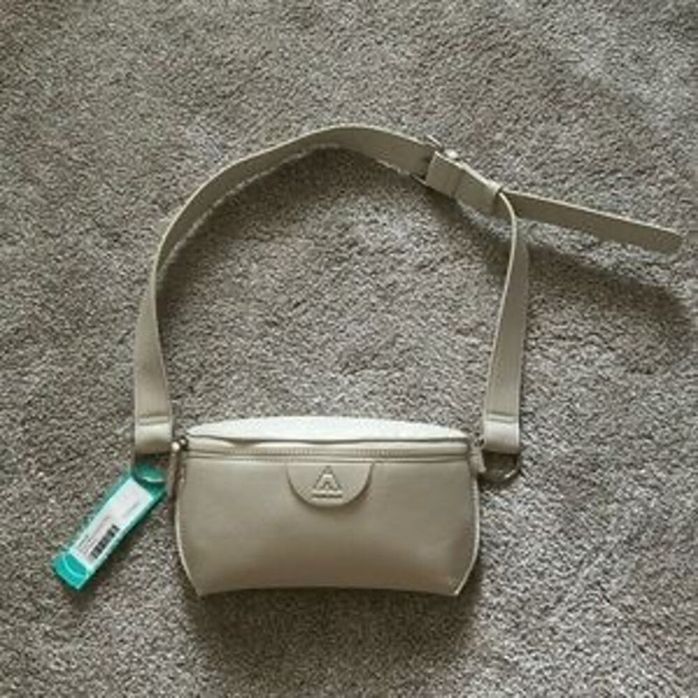 Campsite Kaiya Minimalist Off-White Belt Bag